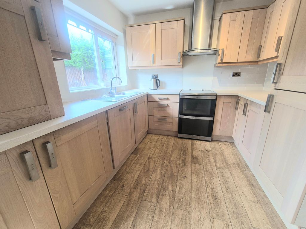 Property photo 3 of 11 Image