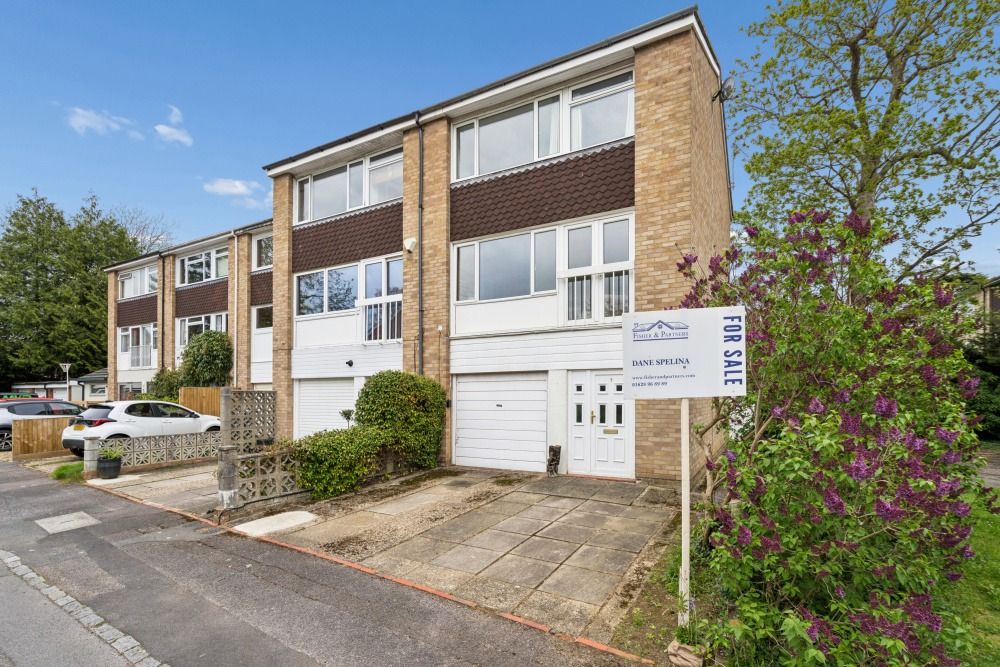 Property photo 2 of 15 4636373