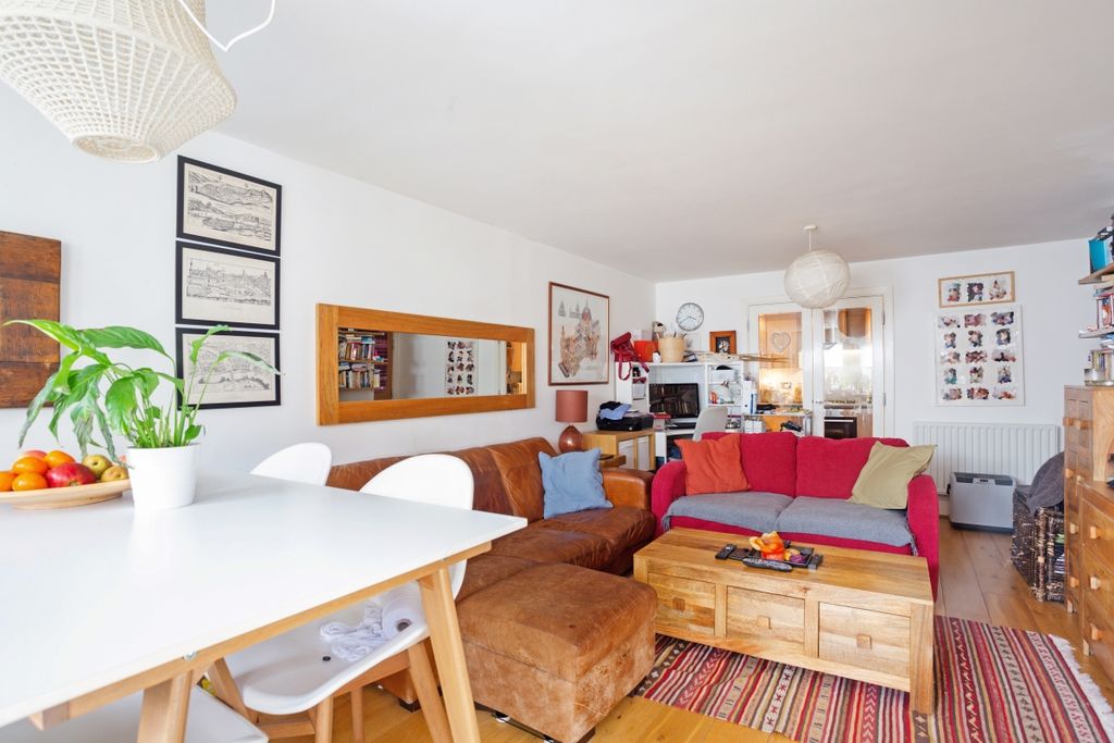 Property photo 3 of 11 Flat 42, Stevens ...