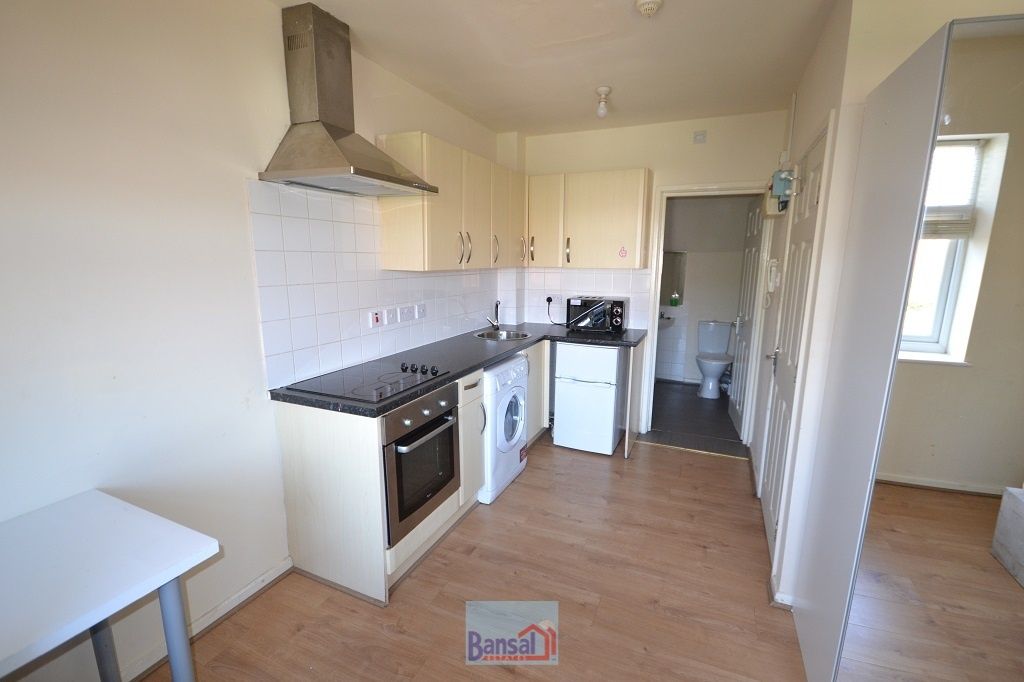 Property photo 1 of 3