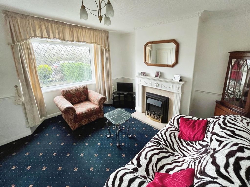 Property photo 2 of 13 Ca4821B1-Lounge.Jpg