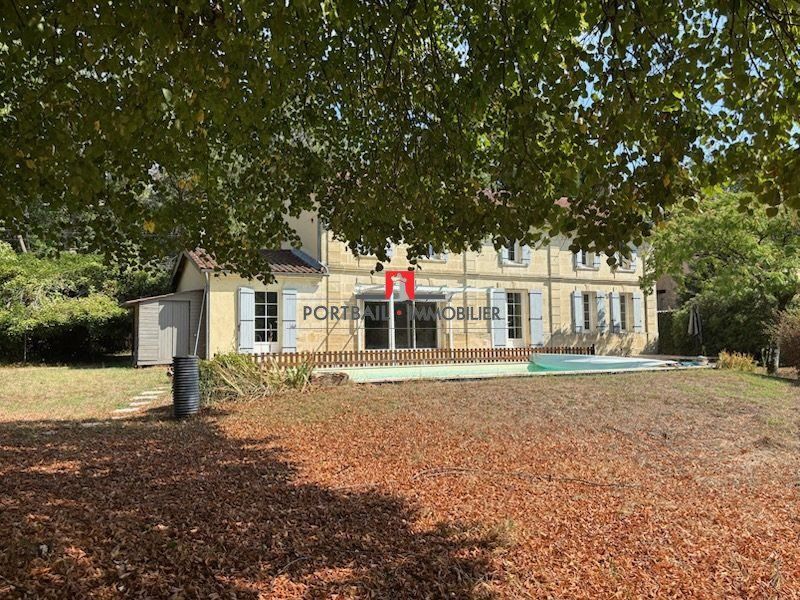 Property photo 1 of 16 House For Sale In Saint-André-De-Cubzac