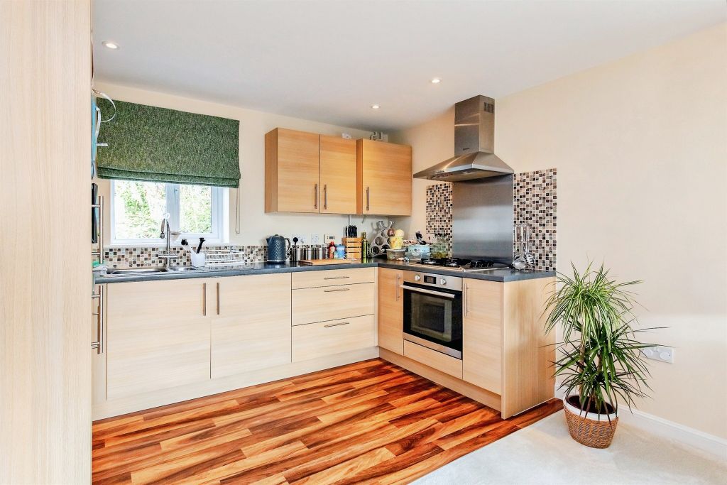 Property photo 2 of 13