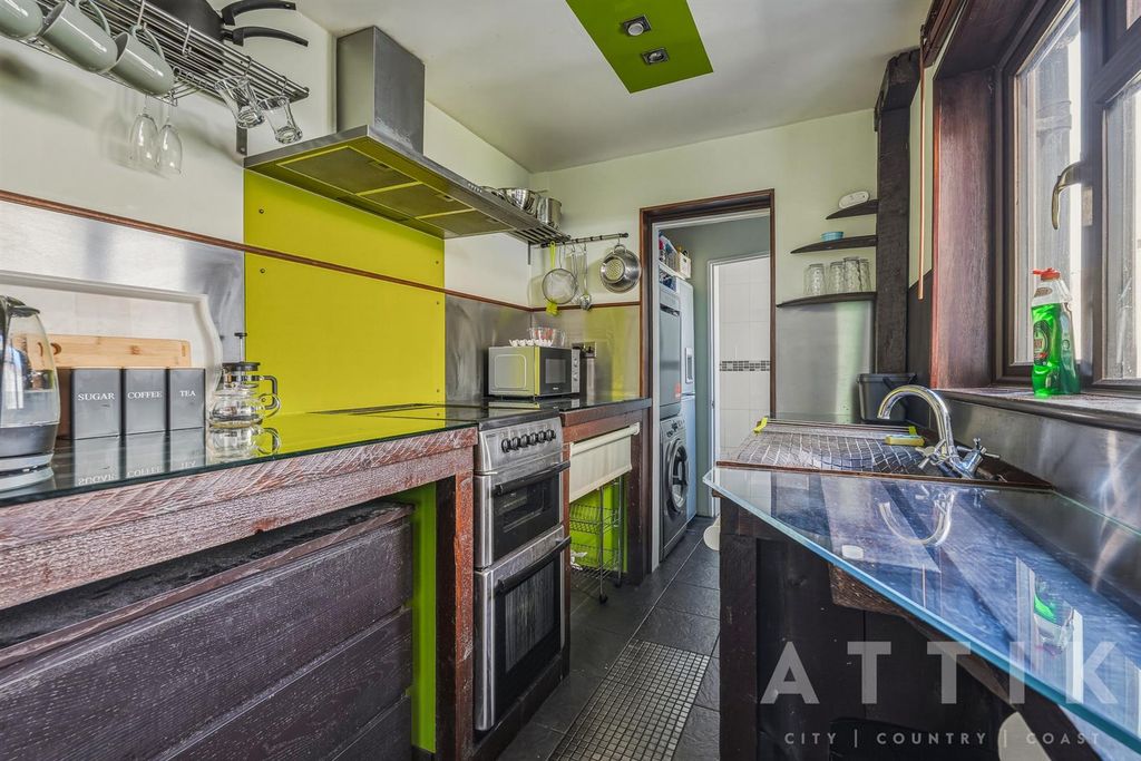 Property photo 3 of 30 Ar708427.Jpg