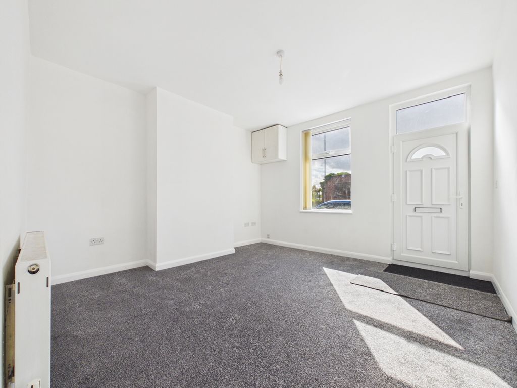 Property photo 3 of 18 3- Ryan Clarke Ewemove Pontefract