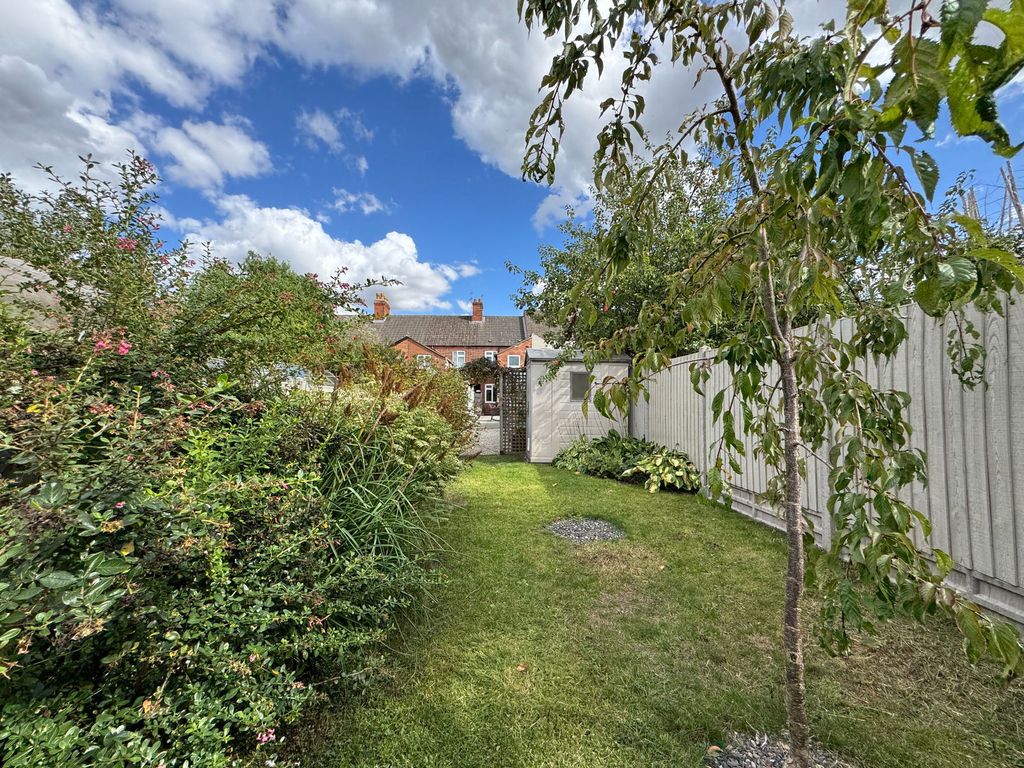 Property photo 2 of 16