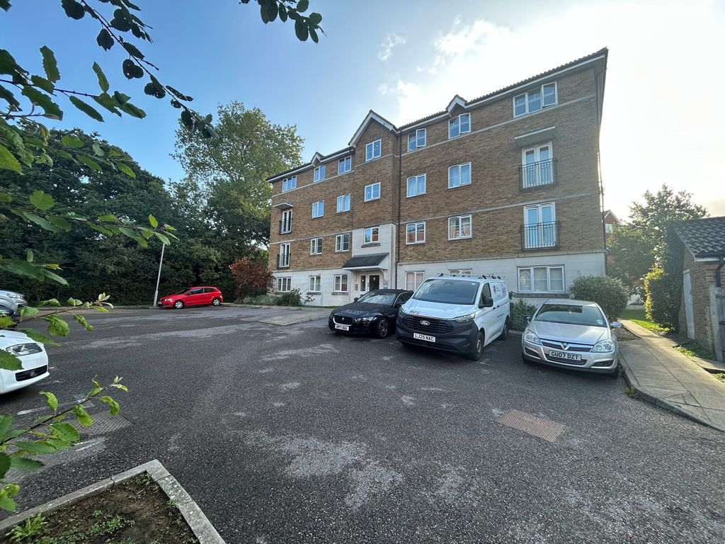 Property photo 1 of 9