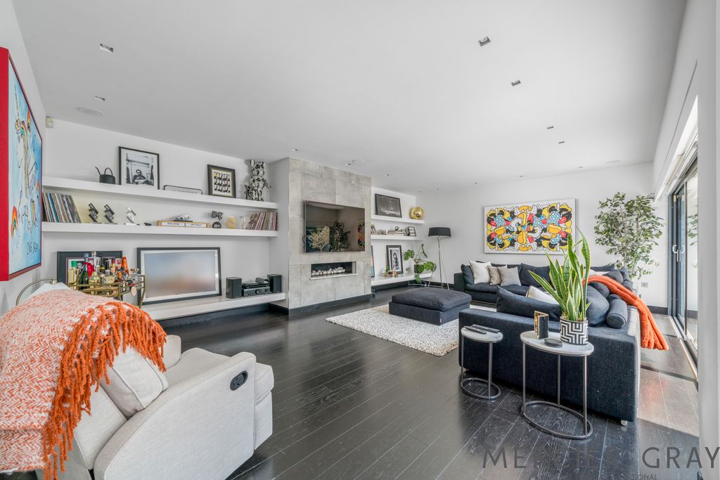 Property photo 3 of 29 Photo 18