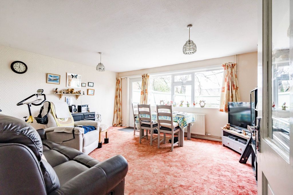 Property photo 3 of 22
