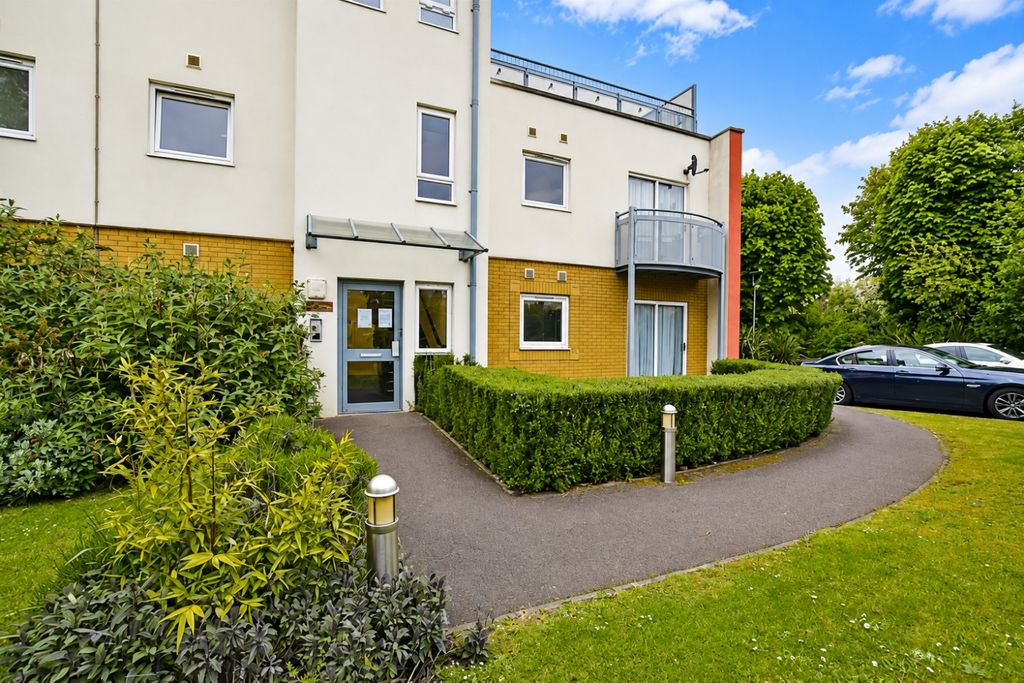Property photo 1 of 10 5d51E495-05F8-4F40-Bd76-0c99Ddc27519