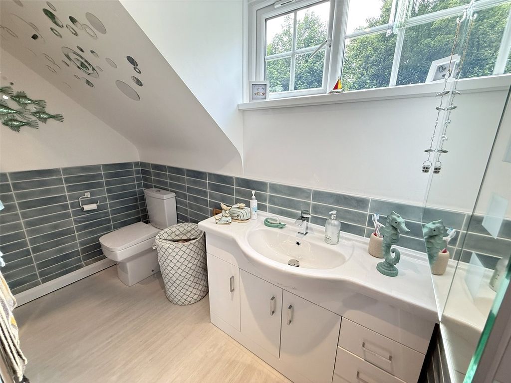 Property photo 3 of 32 Picture No. 26