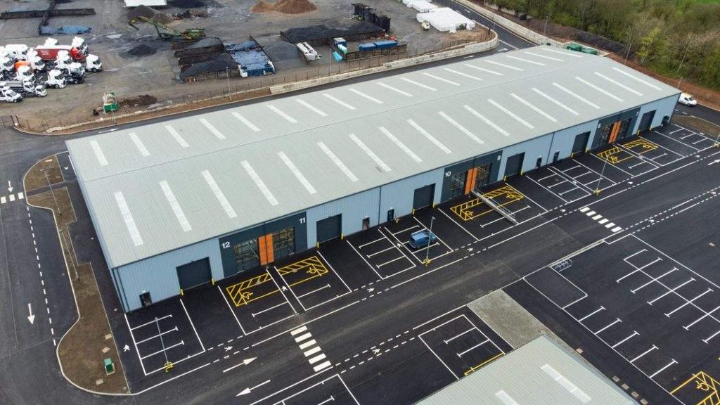 Property photo 3 of 9