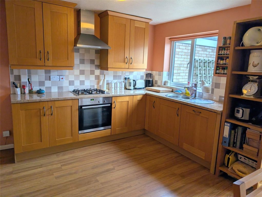 Property photo 2 of 12 Picture No. 06