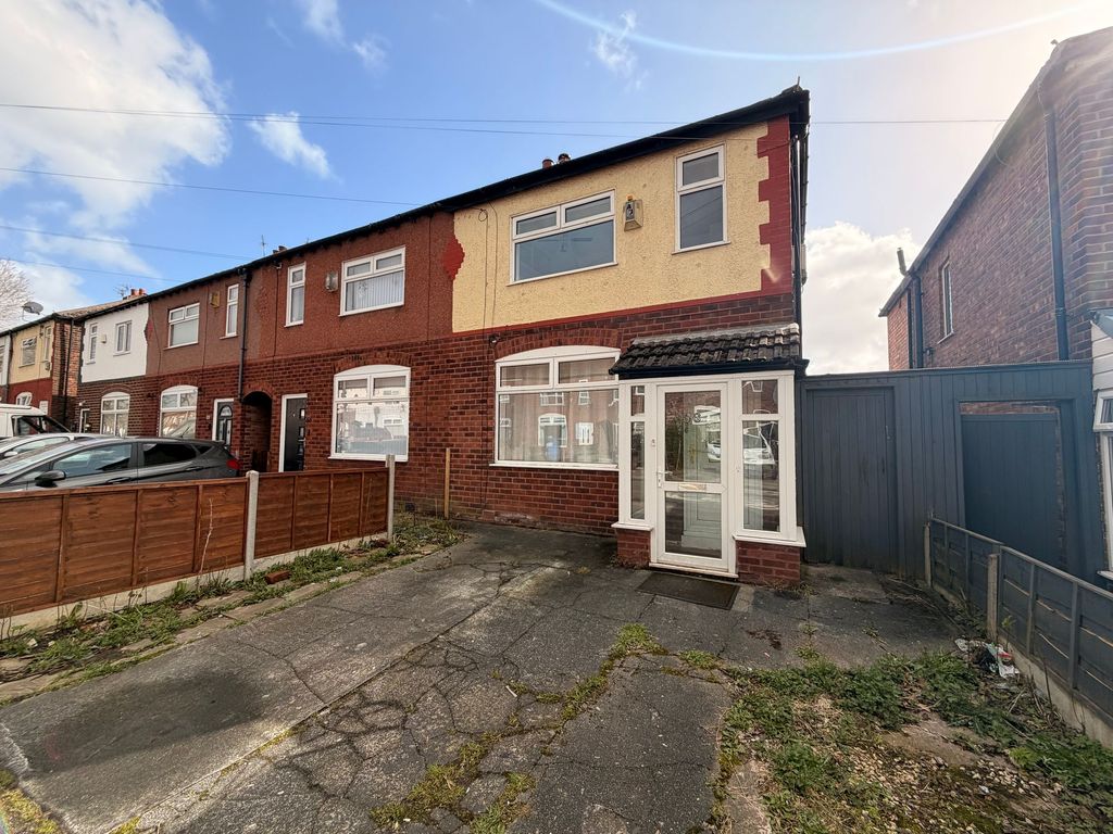 Property photo 1 of 13