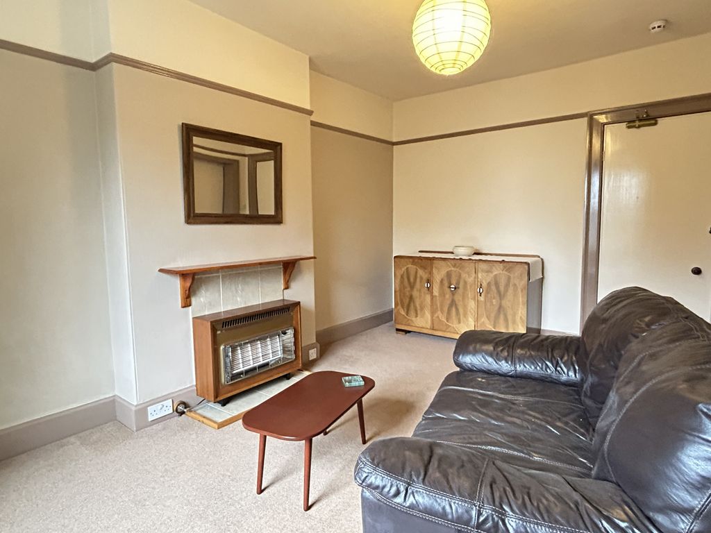 Property photo 2 of 11 Sitting Room