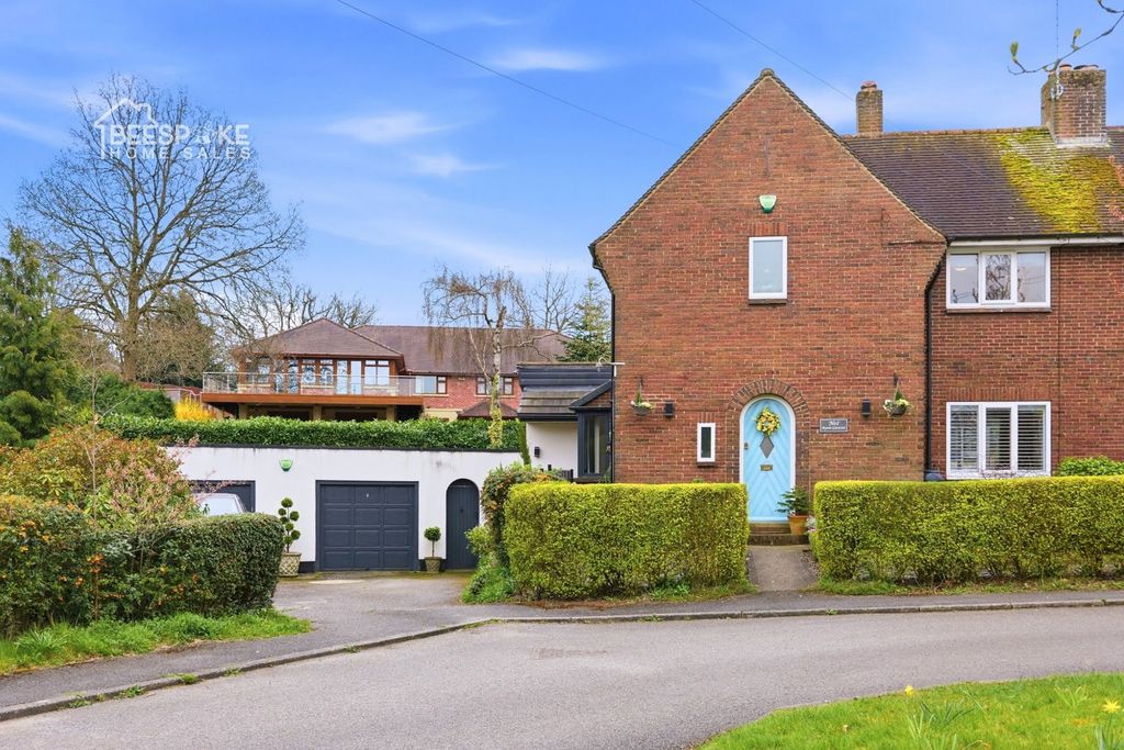 Property photo 1 of 43