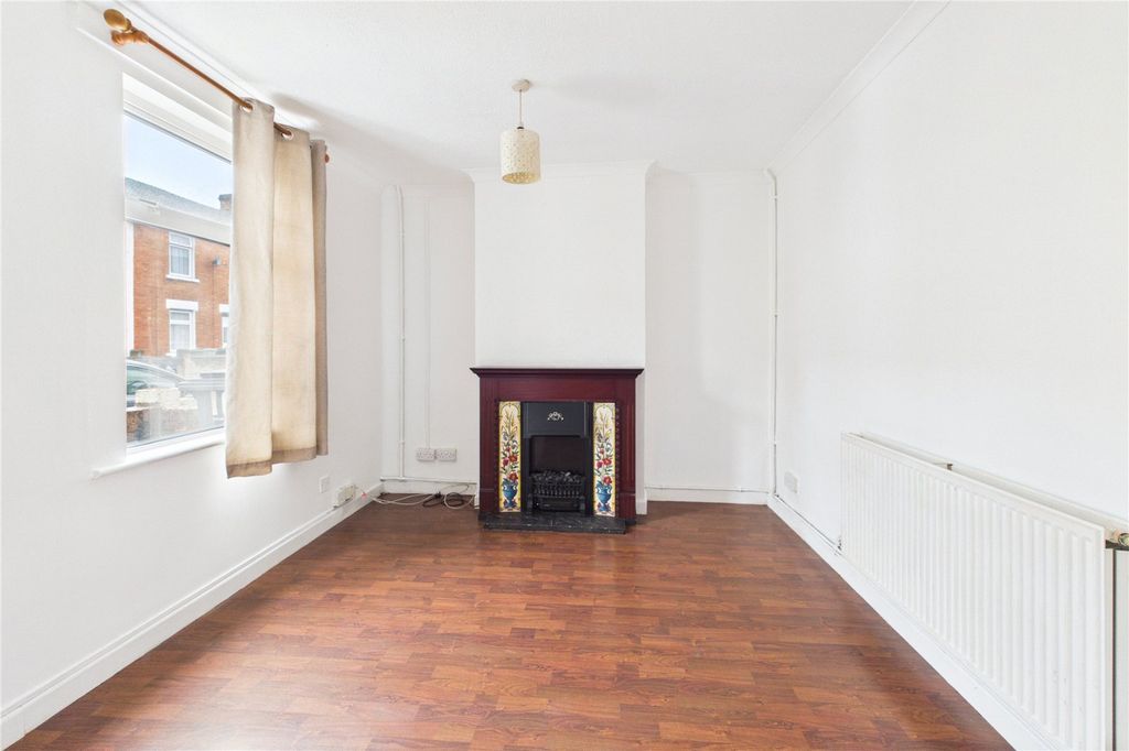 Property photo 2 of 15 Picture No. 09