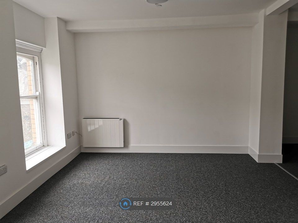 Property photo 2 of 6 Living Area