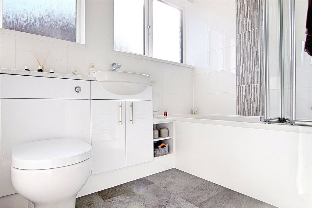 Property photo 3 of 7 Picture No. 05