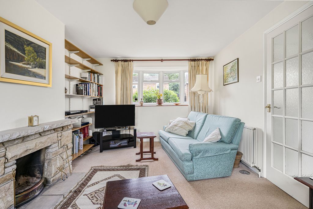 Property photo 2 of 16