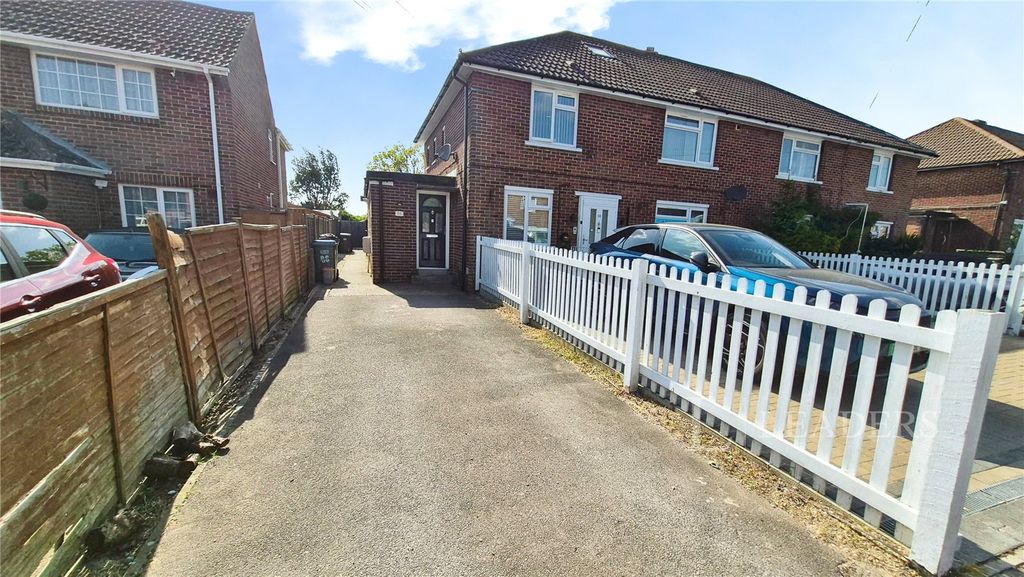 Property photo 1 of 10 Picture No. 01