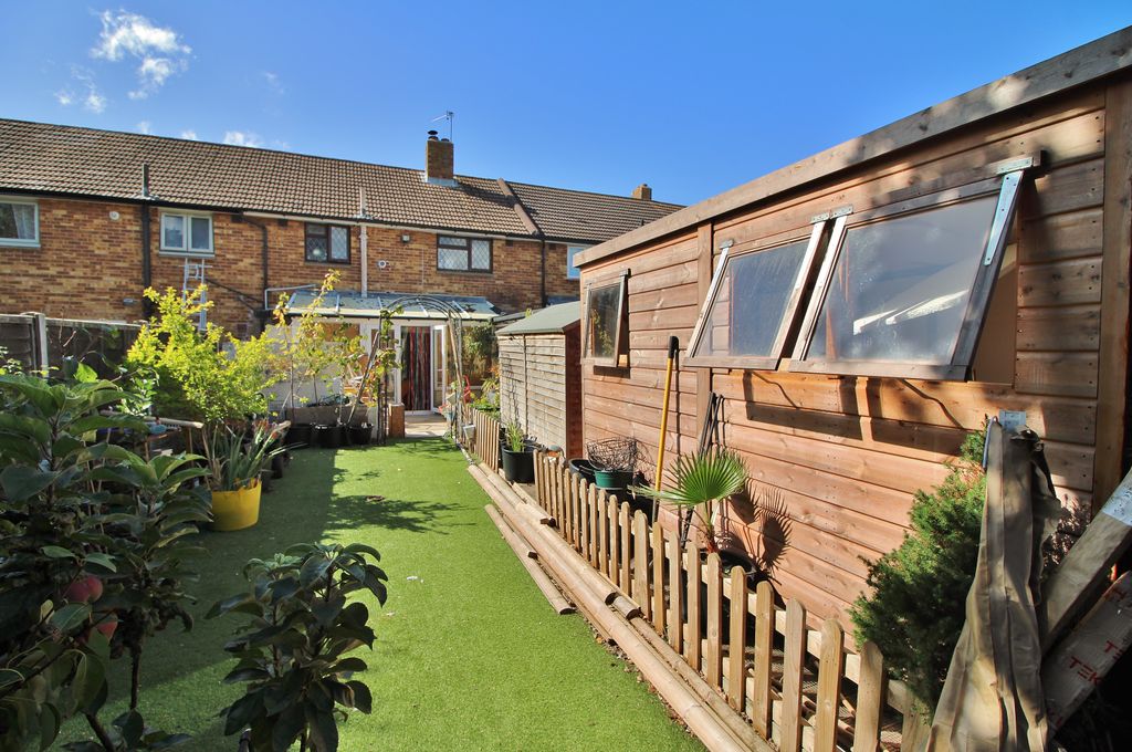 Property photo 2 of 12
