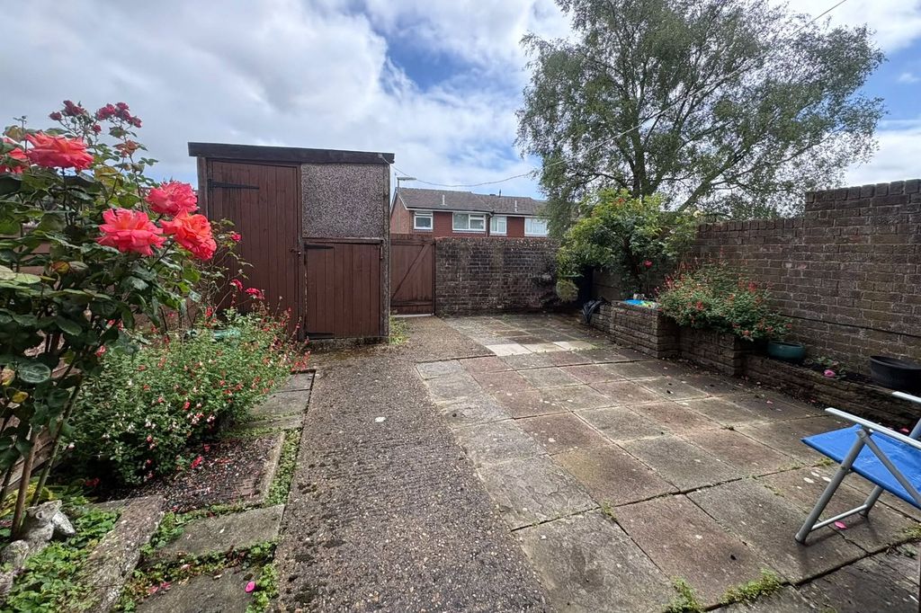 Property photo 3 of 13 Picture No. 02