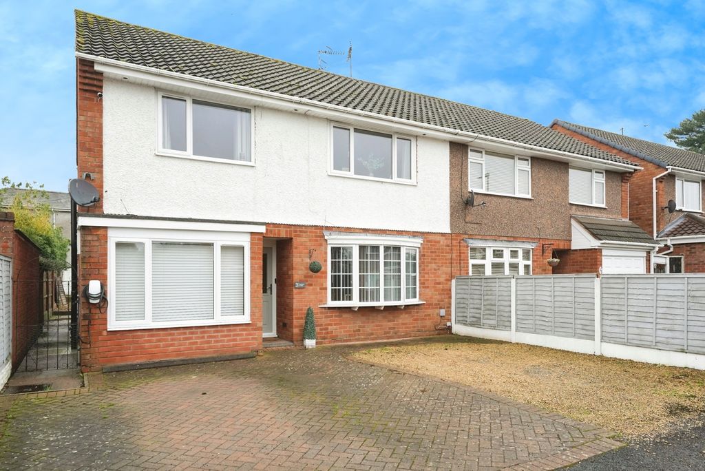 Property photo 1 of 14 Front