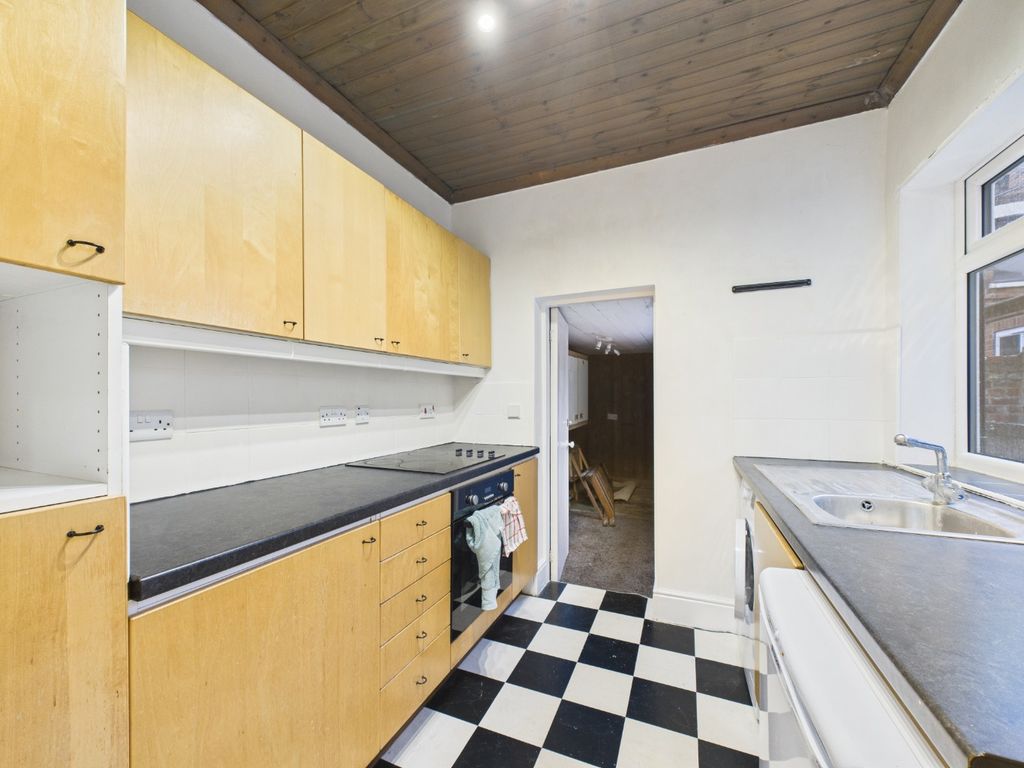 Property photo 3 of 11 4561505