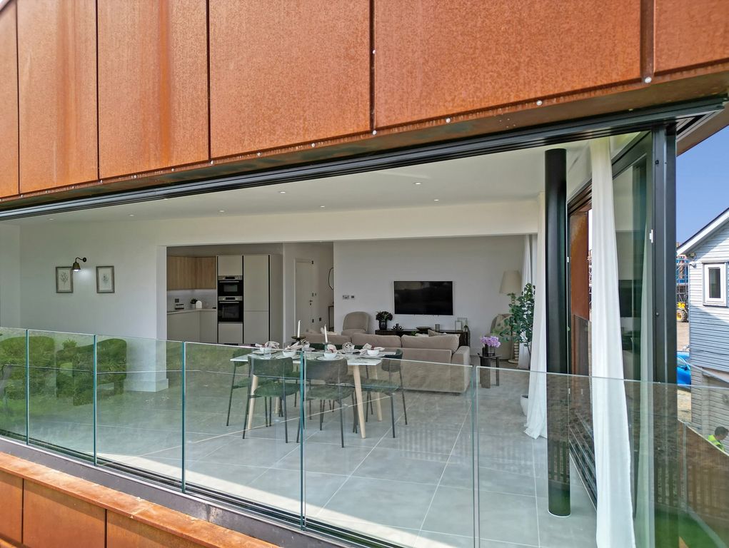 Property photo 3 of 24 7c2Ff1Ca5Aba4d9Ffa8Eead35d78251d