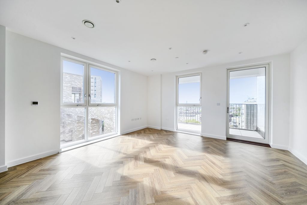 Property photo 2 of 13 1525922 (15)