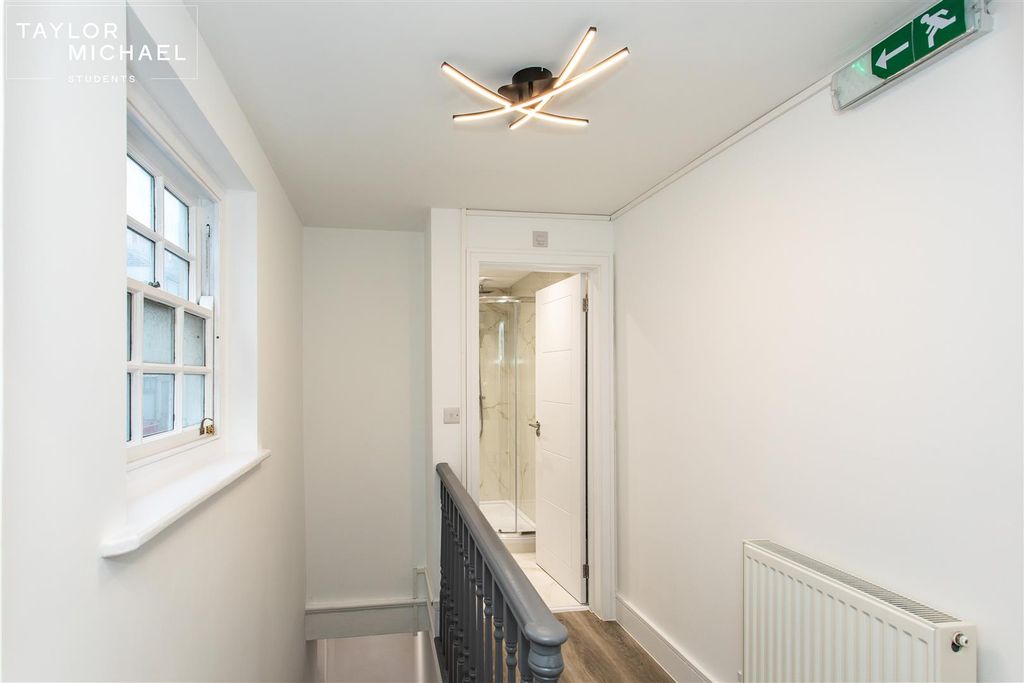 Additional image 11 of 6 bed maisonette to rentPreston Street, Brighton BN1