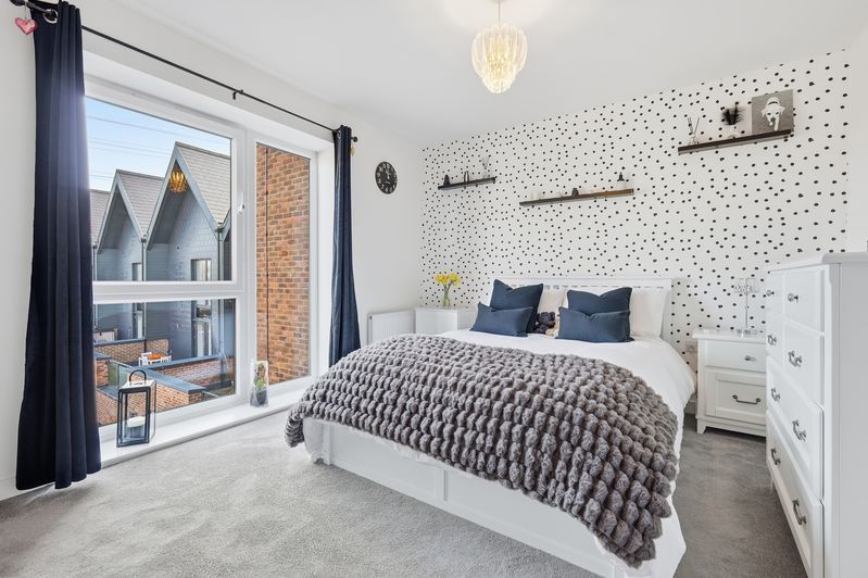 Property photo 3 of 13 Photo 6