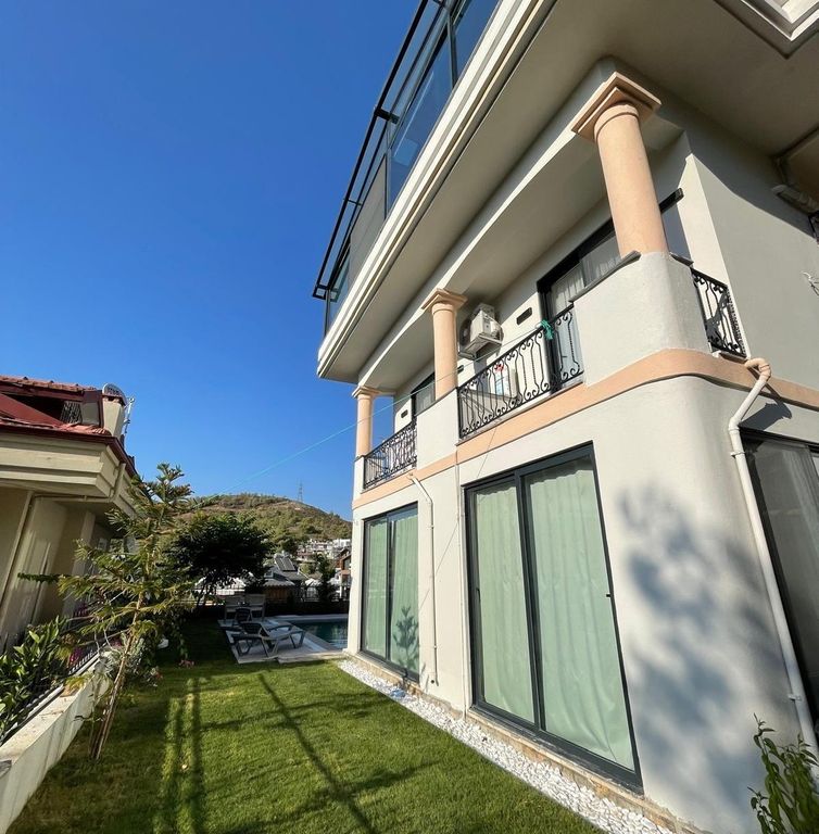 Property photo 2 of 19 Luxury Detached Villa For Sale Near Calis - Well-Maintained Garden