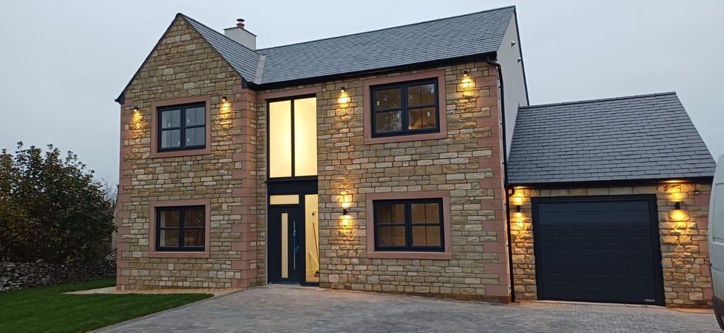 Property photo 1 of 27 1000015092.Jpeg