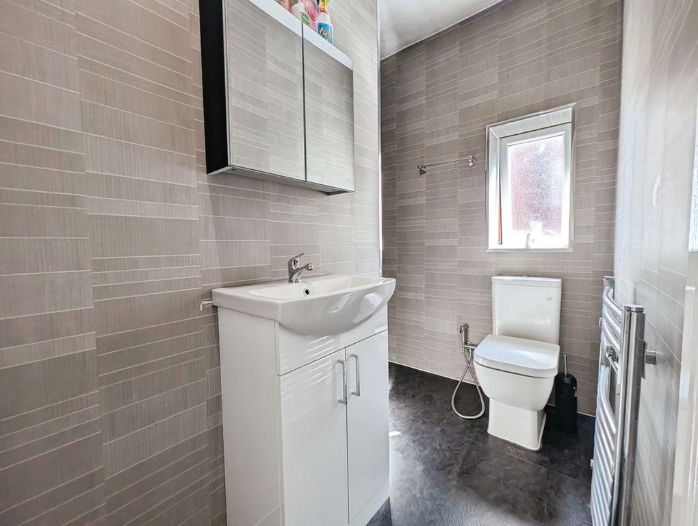 Property photo 2 of 13 Photo 1