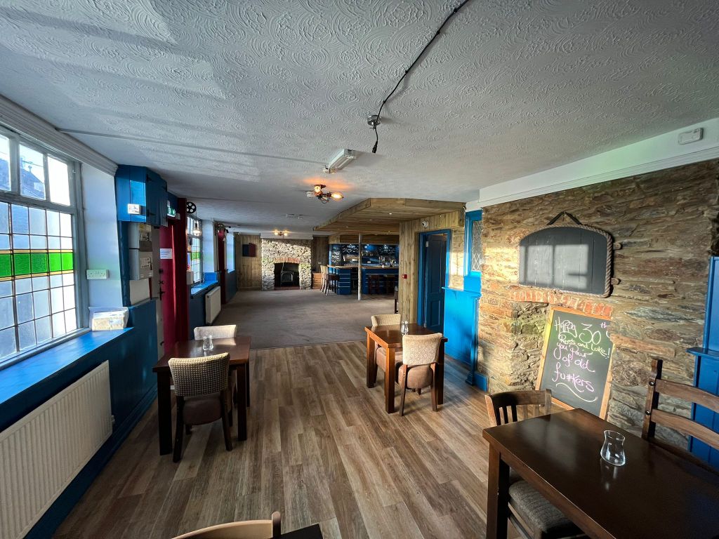 Property photo 3 of 7