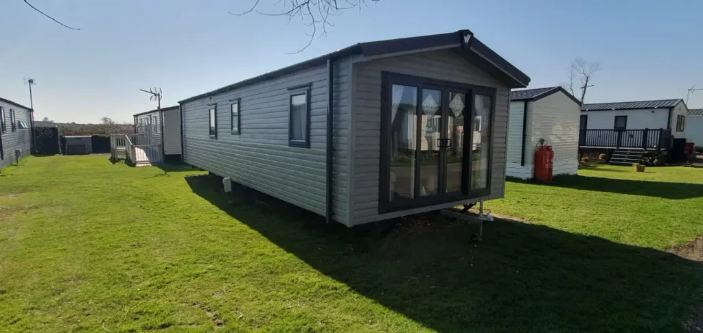 Property photo 1 of 8 Willerby Malton Exterior At New Romney Holiday Park