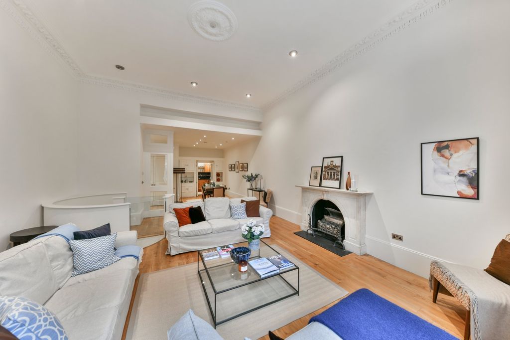 Property photo 3 of 11 Picture No. 07