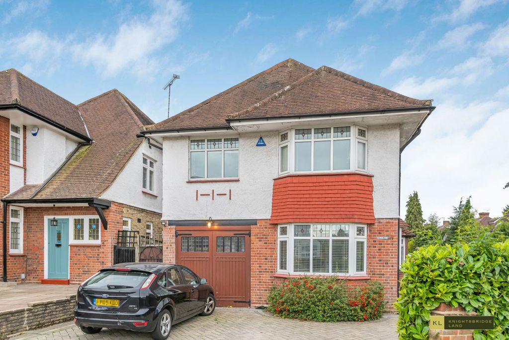 Property photo 2 of 29