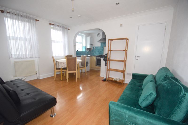 Property photo 1 of 5 Photo 8