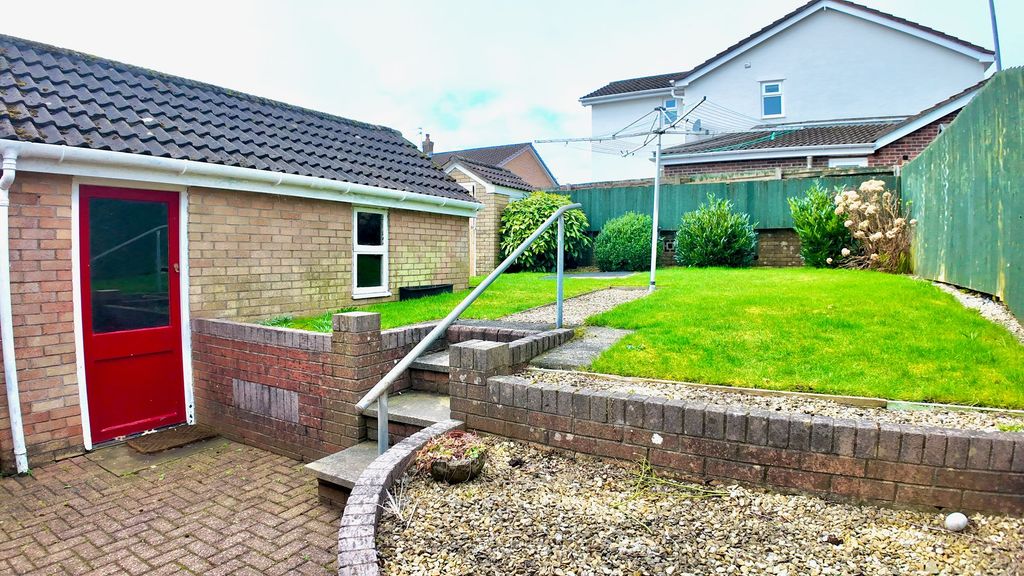 Additional image 5 of 2 bed semi-detached bungalow for saleRaglan Close, Blackwood NP12