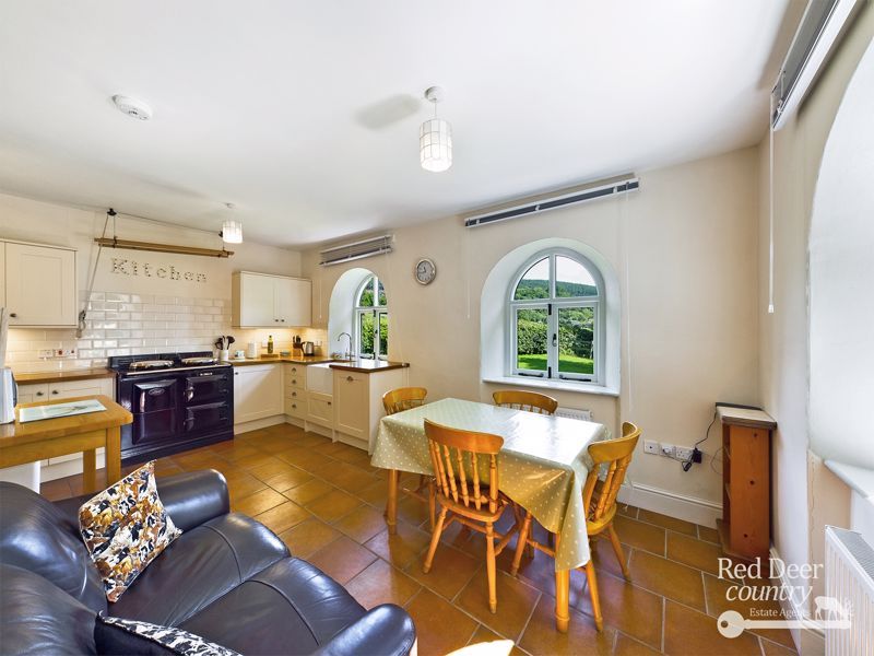 Property photo 3 of 24 Kitchen/Dining Room
