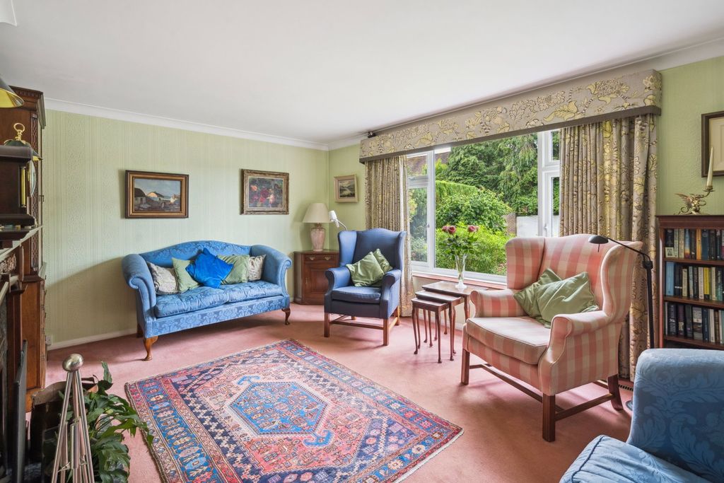 Property photo 3 of 16