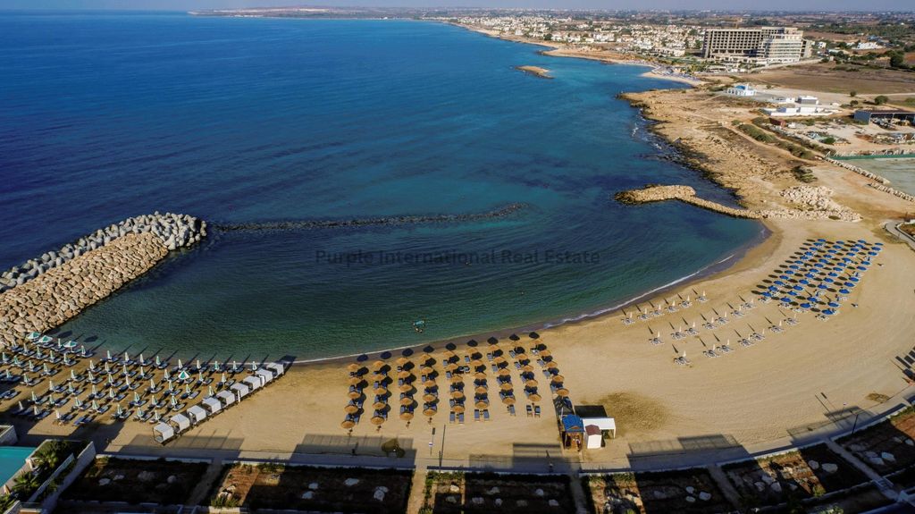 Property photo 3 of 35