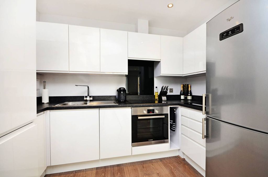 Property photo 3 of 8