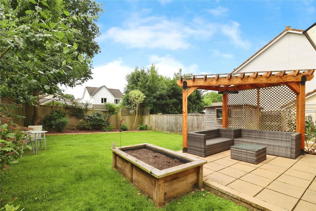 Property photo 2 of 24 Picture No. 06