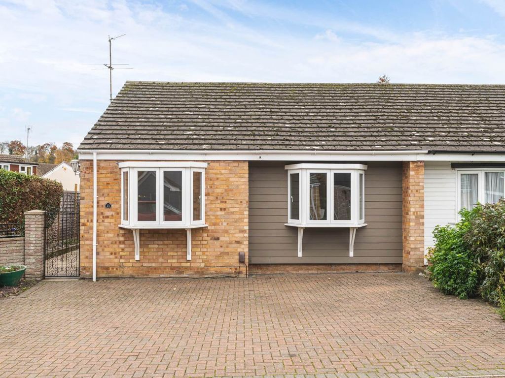 Property photo 1 of 19 Front (2)