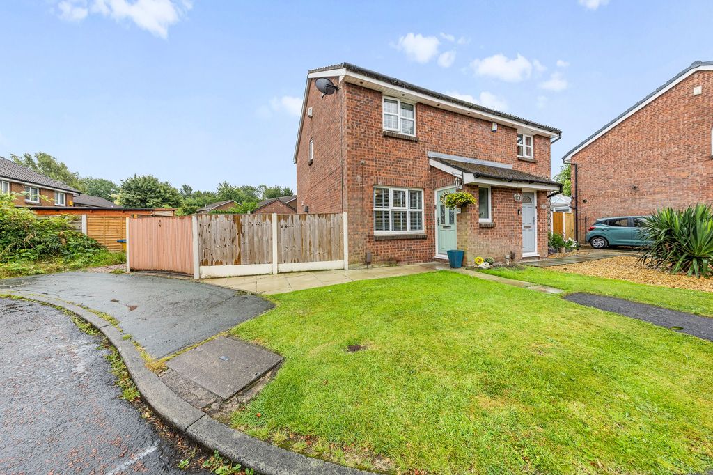 Property photo 1 of 17