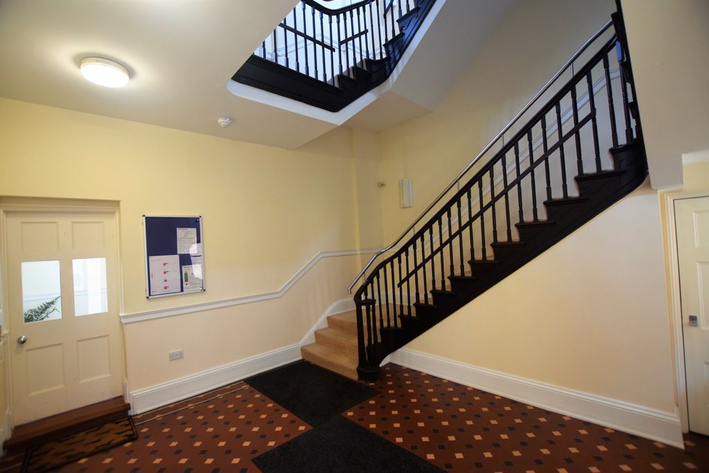 Property photo 2 of 3 Entrance Hallway